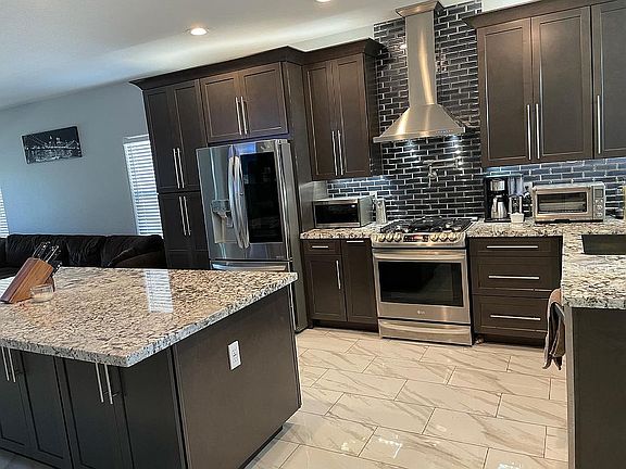 5th image of 44075 W Granite Dr