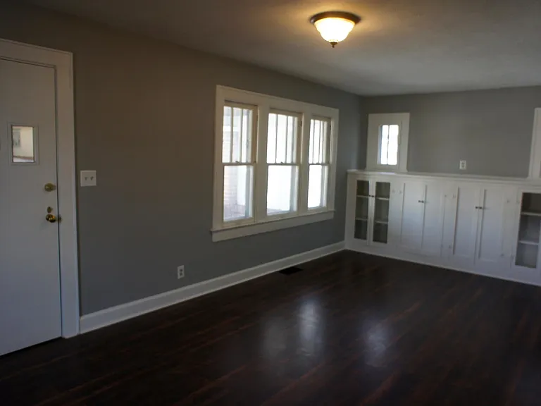 1226 N Emerson Ave — Photo 2