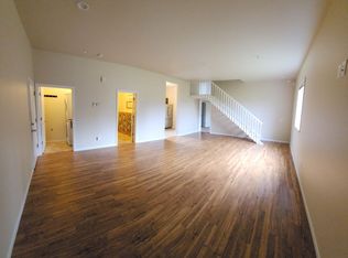935 Commerce St #B, Fairbanks, AK 99709