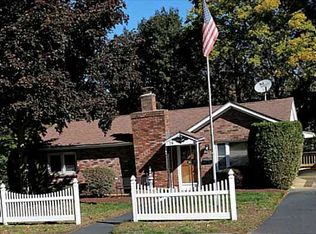 28 Hedley Ave, Johnston, RI 02919