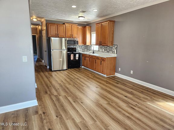3rd image of 2201 Toulouse St #A
