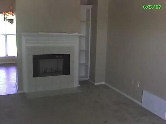 3rd image of 5315 Payton Dr W