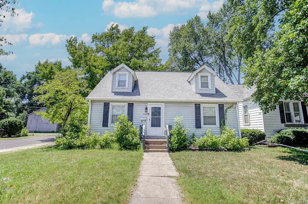 3100 Roland Ave photo 1