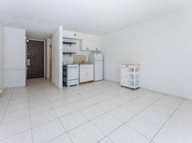 16450 NW 2nd Ave