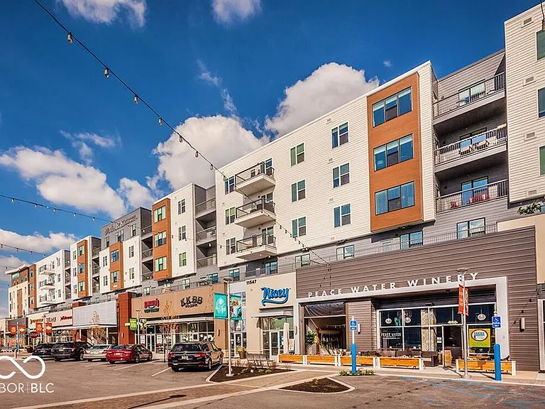 9735 Junction Sta — Photo 17