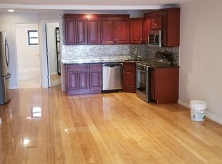 2058A Pacific St, Brooklyn, NY 11233