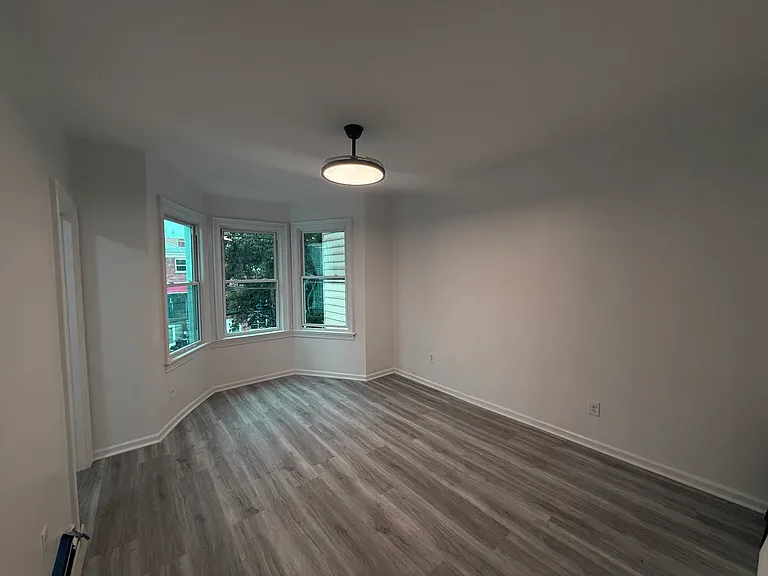 753 Van Nest Ave #2 — Photo 4