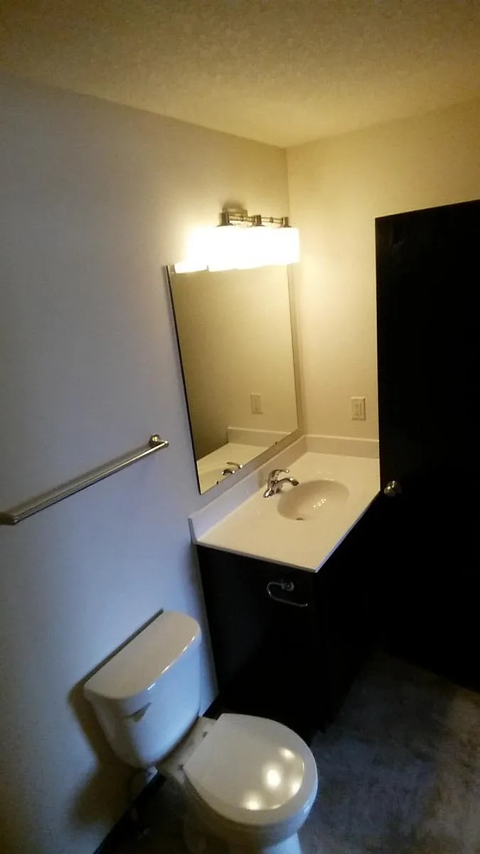 Photo gives idea. May not be exact unit - 1044 Newton Rd #7
