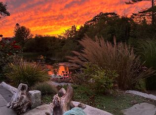 136 Two Lights Rd, Cape Elizabeth, ME 04107