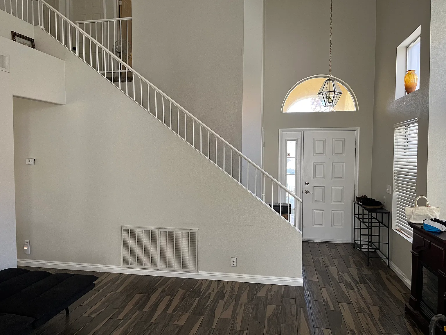 3 bed, 1850 sqft, $2,050 — Photo 3