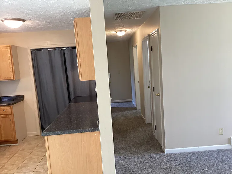 7058 S Manor Dr — Photo 7