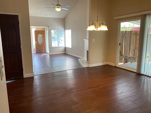 6832 & 6834 Trovita Way Photo 1
