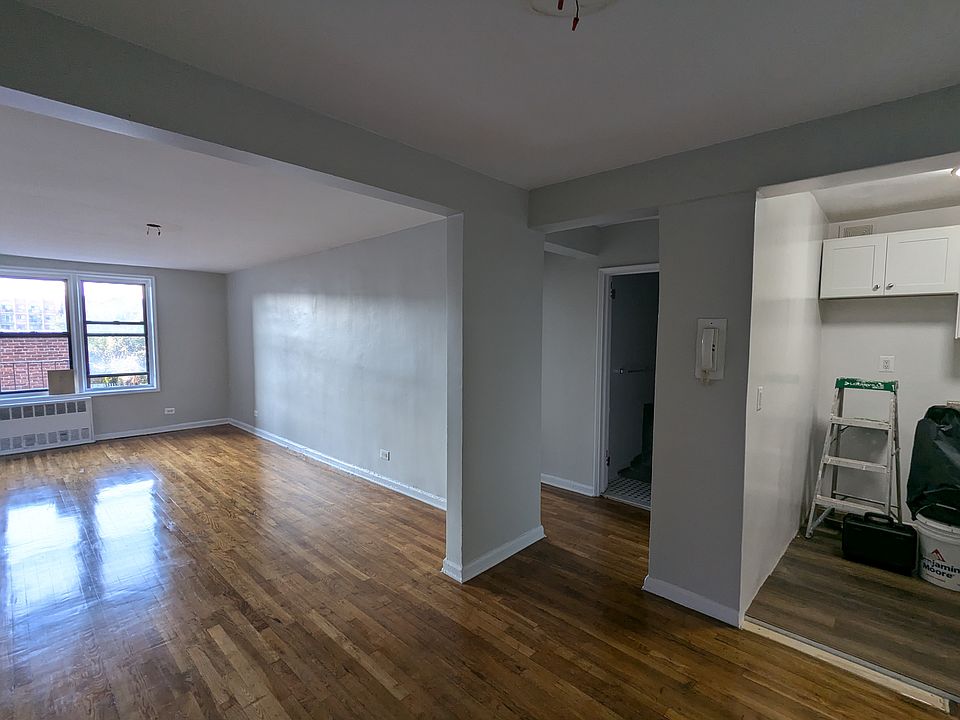 1st image of 9131 Lamont Ave APT 4A