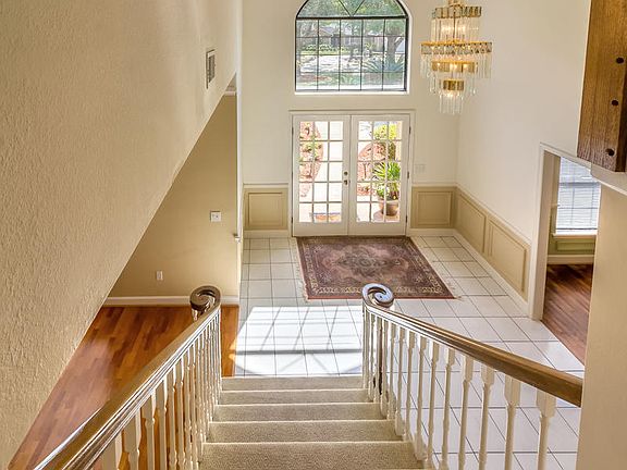3rd image of 45 Shadowcreek Way