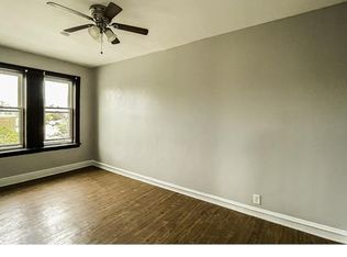 1151 W 79th St #205, Chicago, IL 60620