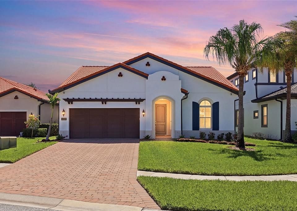 1st image of 10692 ROYAL CYPRESS WAY