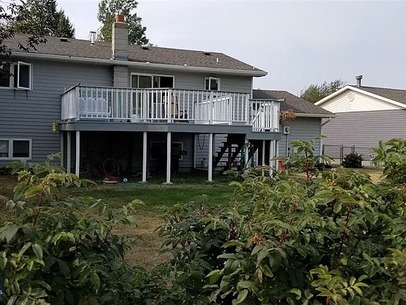 4th image of 210 Elm Ln