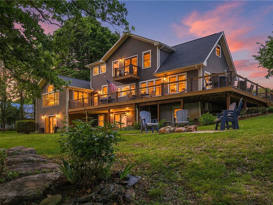 1st image of 5580 Peach Orchard Rd