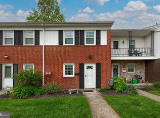 697 Colony Dr, York, PA 17404