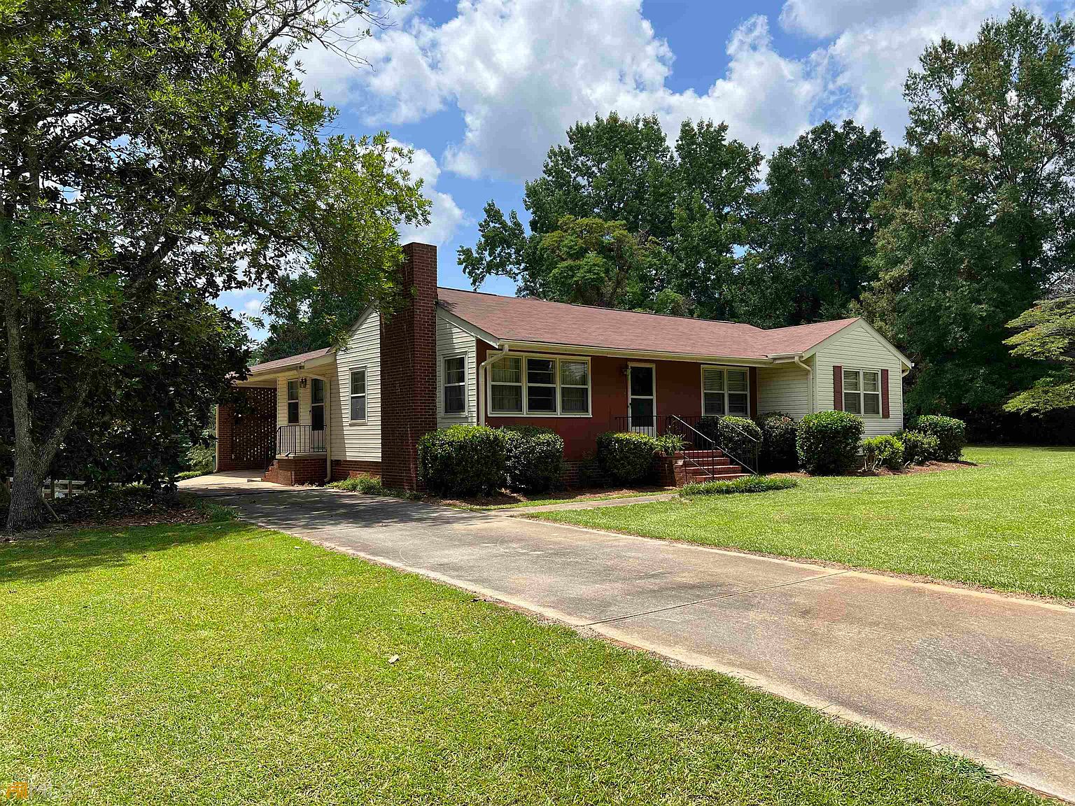1022 E College St, Griffin, GA 30224 Zillow