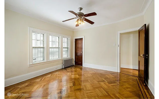 Rented by Evergreen Apartments BK | media 2