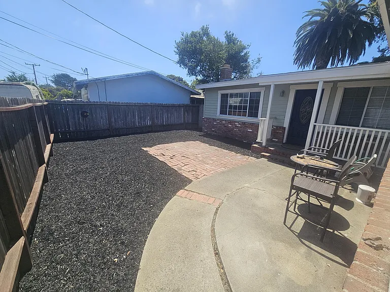 433 Los Osos Valley Rd — Photo 3