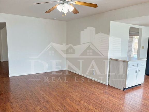 4th image of 647 S Bermuda Cir