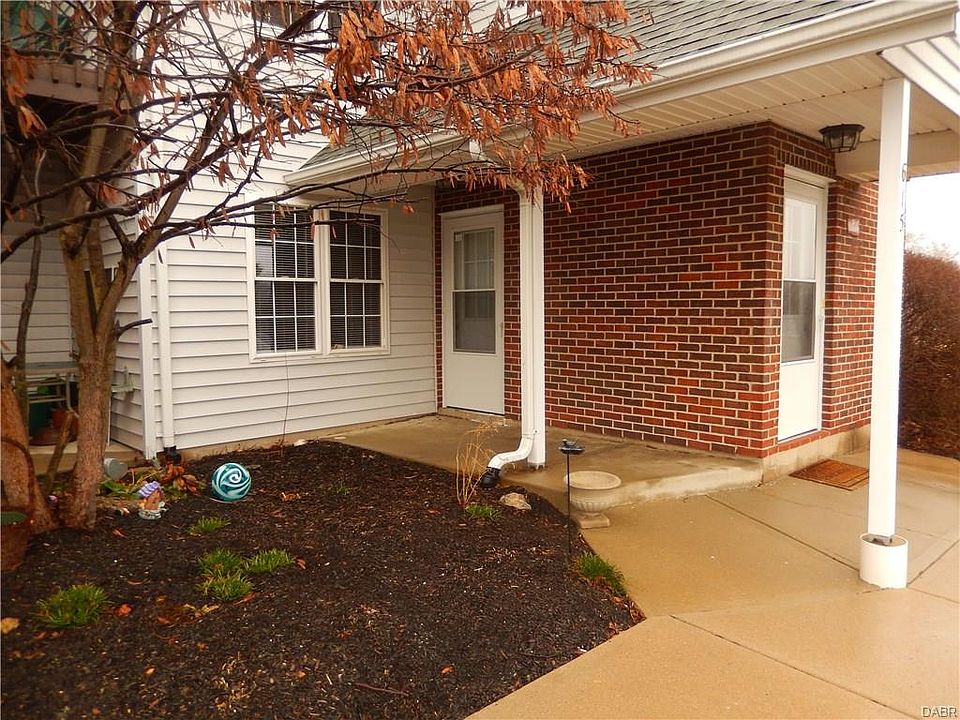 1st image of 615 Thornburg Pl