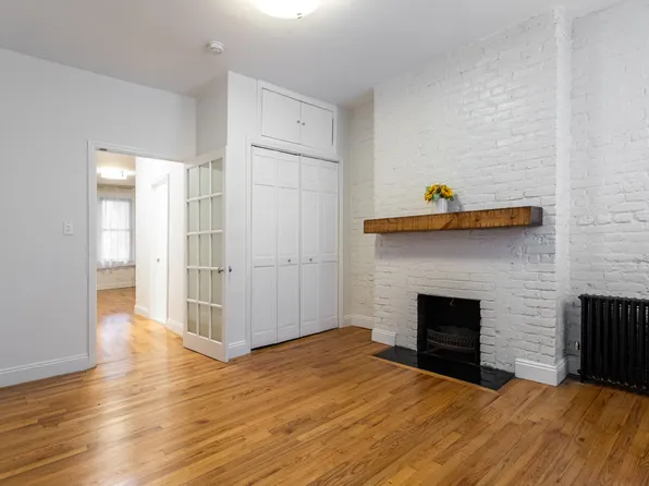 12 Minetta Street image 1 of 10