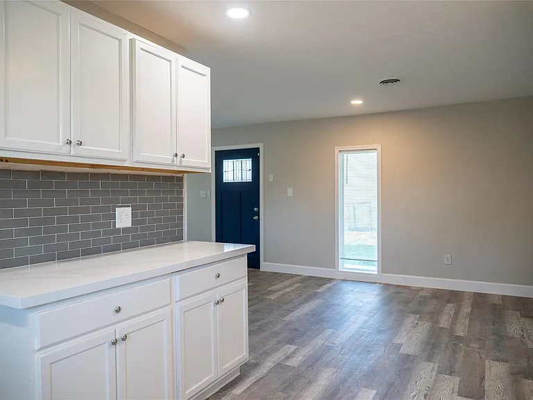 5502 Elm Tree Dr — Photo 6