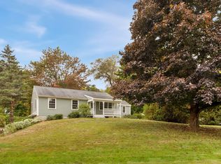 8 Countryfield Cir, Kennebunk, ME 04043