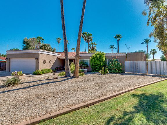 2nd image of 335 W Cardeno Cir