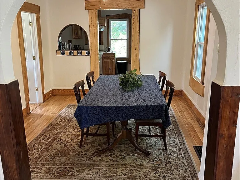 6914 Wakefield Ave — Photo 5