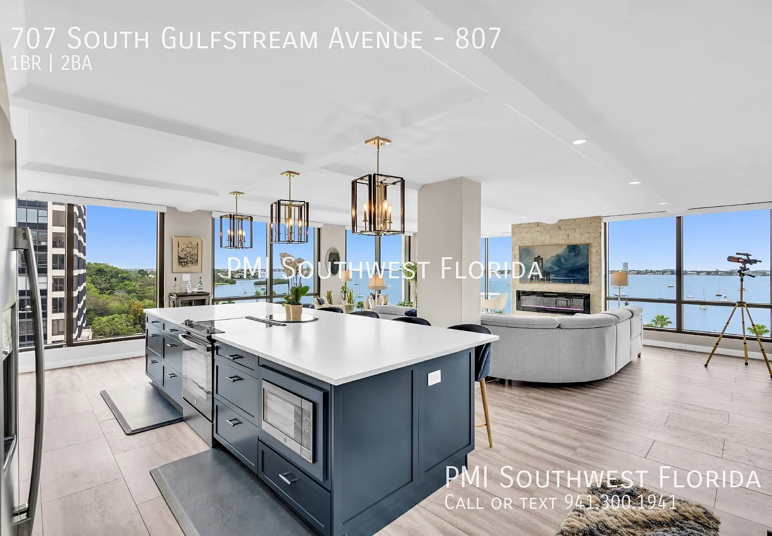 1BR / 2BA Condo (fully furnished) The Essex House, Bayfront, Downtown Sarasota — Photo 1