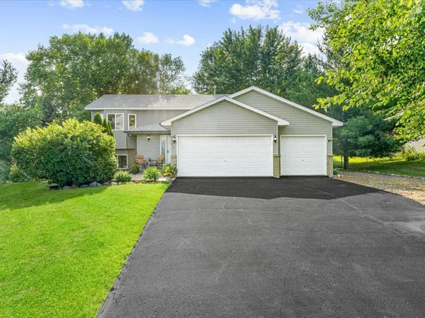 711 Walnut St S, Mora, MN 55051