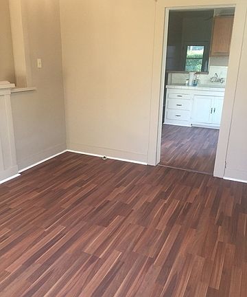 4th image of 746 E Woodlawn Ave