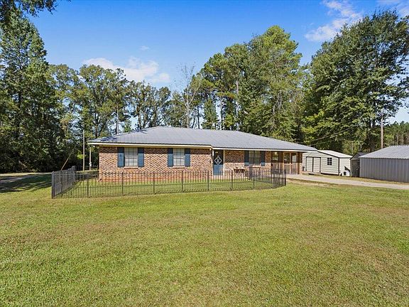 3rd image of 69 Smyrna Rd