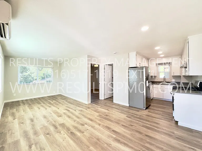 105 Parry St — Photo 13