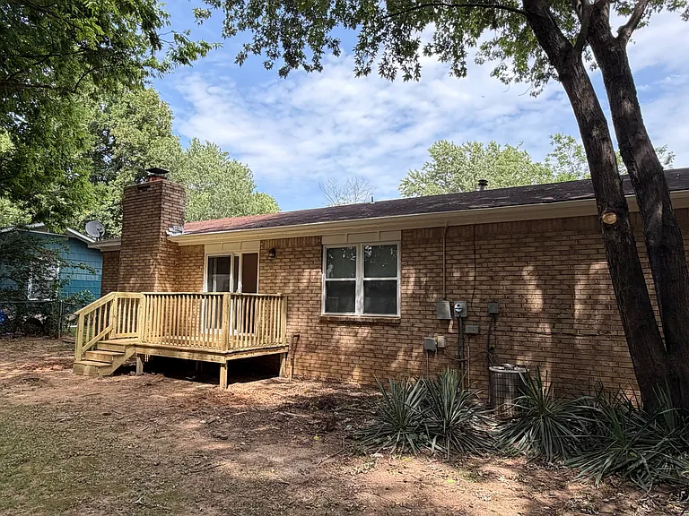 1841 N Seminole Ct — Photo 11