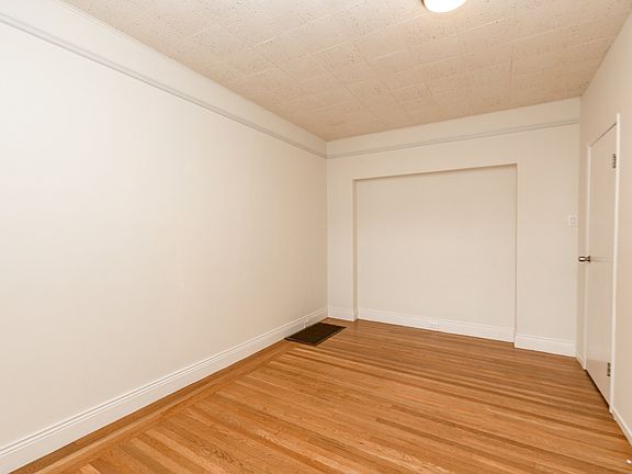 5th image of 2251 20th Ave