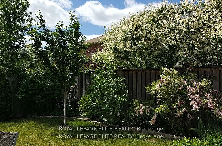 2437 Hilda Dr — Photo 39