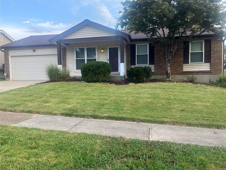 1st image of 3029 Armona Dr