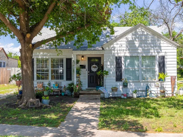 2612 1st St, Brownwood, TX 76801