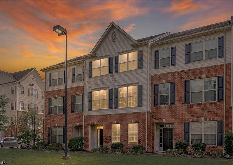 1st image of 148 Hemisphere Cir