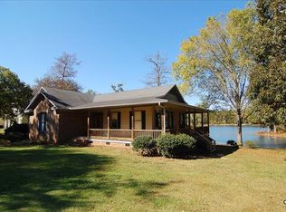 139 Living Inn Ct, Prosperity, SC 29127