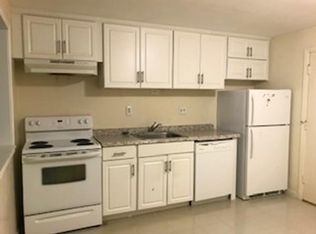 924 Main St APT 15, Woburn, MA 01801