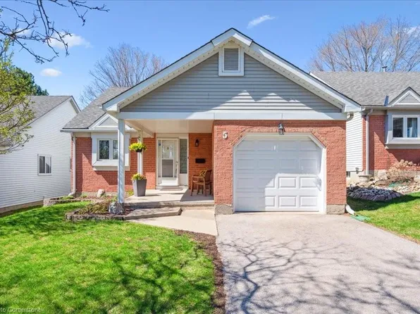 5 Quinte Cres #2, Kitchener, ON N2A 3K2