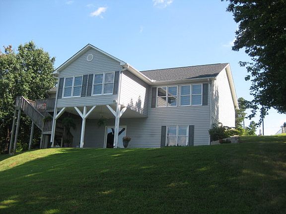 4th image of 1708 Lakewood Dr