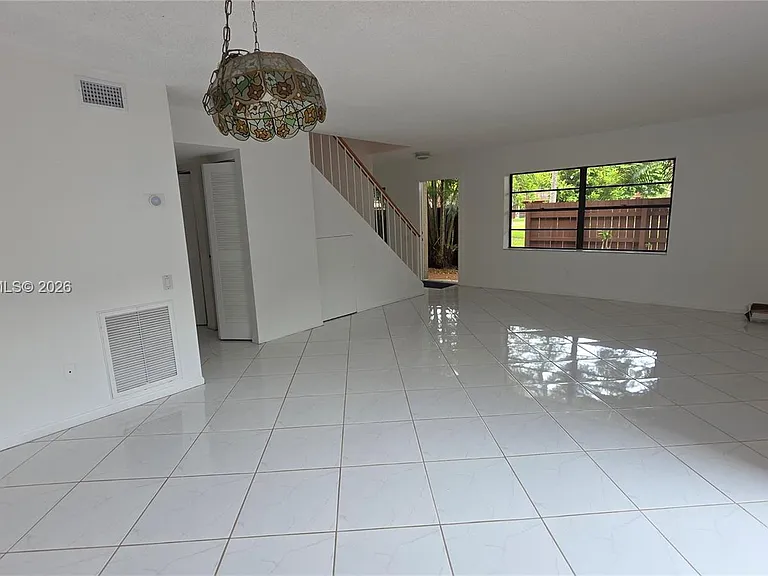 7124 SW 114th Pl #A — Photo 5