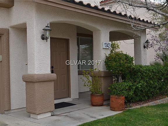 3rd image of 1342 Summer Dawn Ave